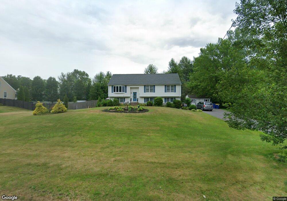 475 Pleasant St unit 2, East Bridgewater, MA 02333 - photo 1