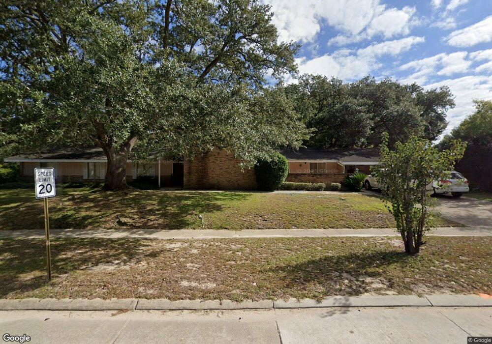 137 Grafton Dr, Slidell, LA 70458 - photo 1