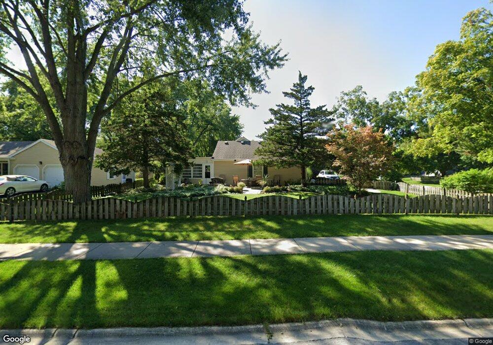 1118 Clover Ct, Batavia, IL 60510 - photo 1