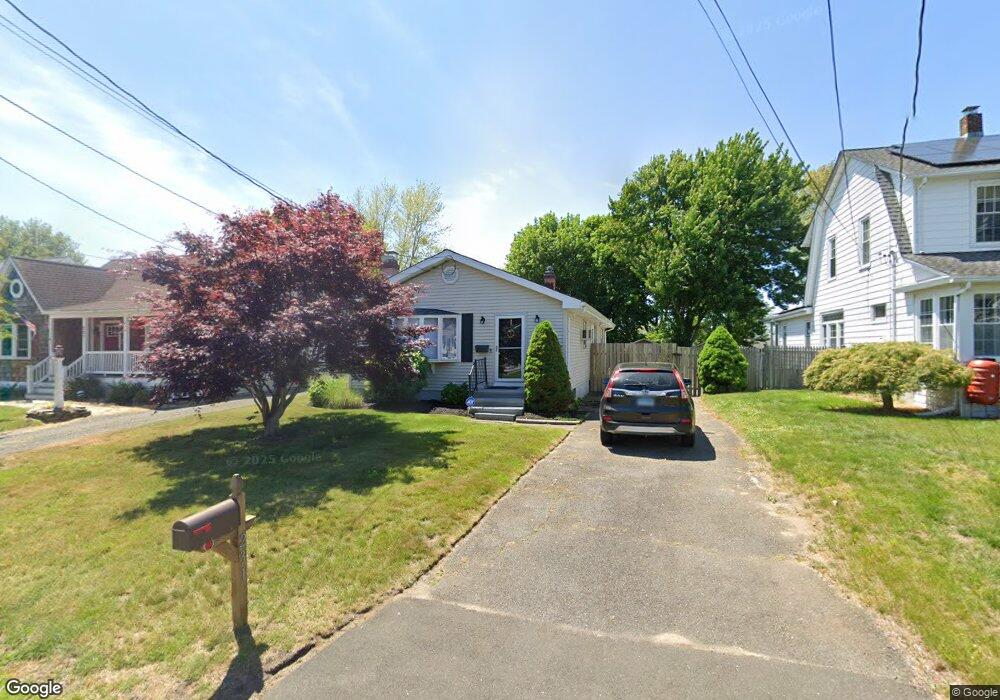 231 4th Ave, Stratford, CT 06615 - photo 1