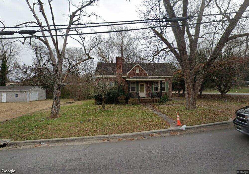 215 Sycamore St, Weldon, NC 27890 - photo 1