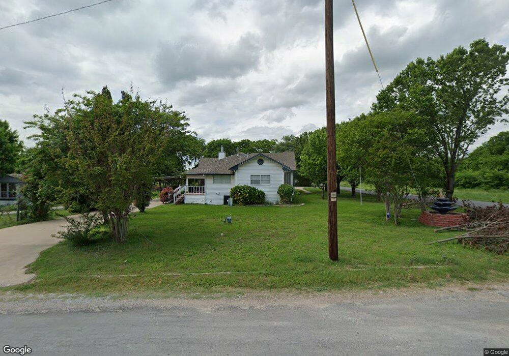 102 Beverly Dr, Ennis, TX 75119 - photo 1