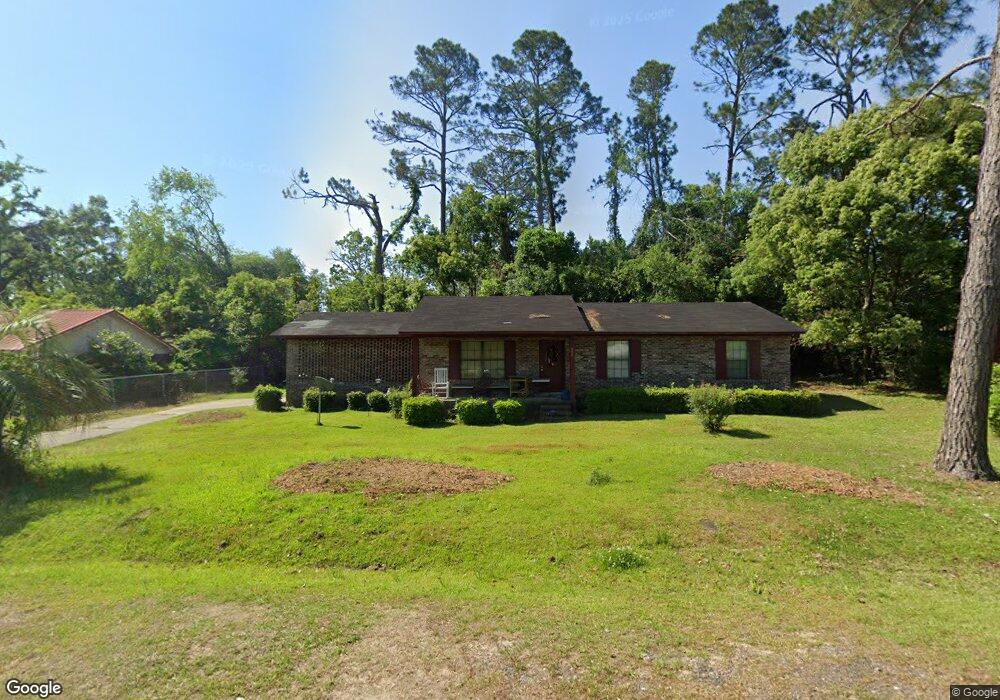 808 Jackson St E, Douglas, GA 31533 - photo 1