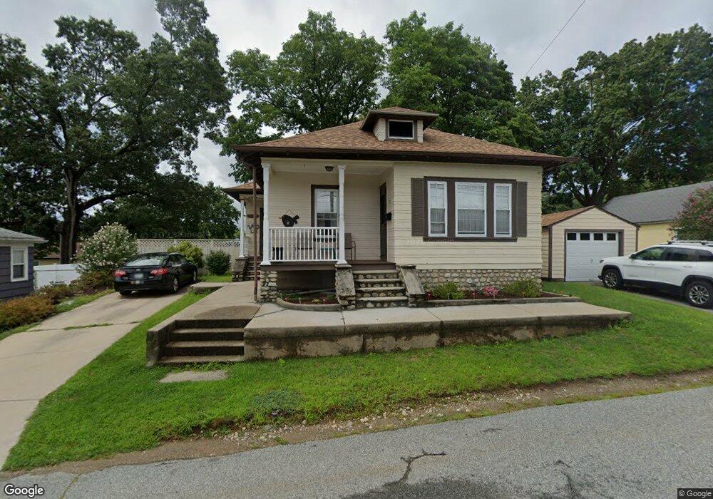 31 Craigie Ave, Woonsocket, RI 02895 - photo 1