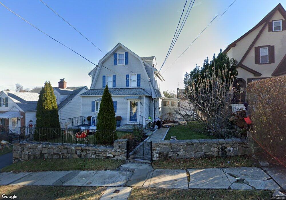 482 Park Ave, Yonkers, NY 10703 - photo 1