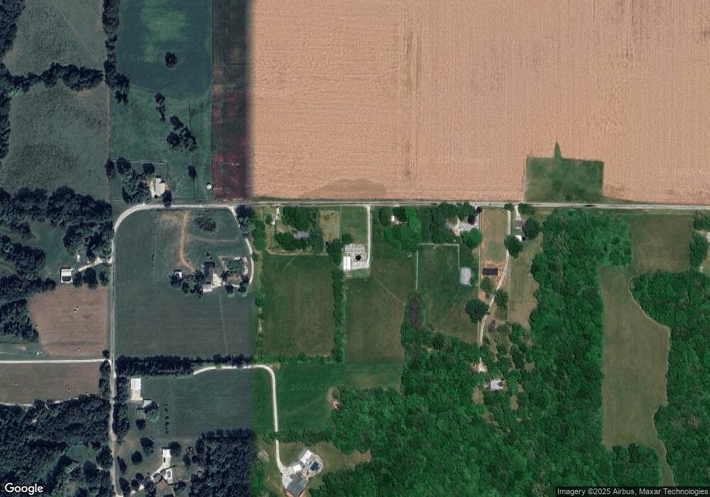 1515 N Mount Zion Rd, Jacksonville, IL 62650 - photo 1