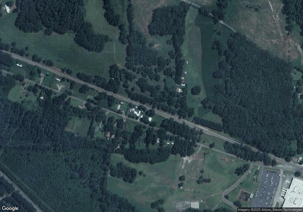 203 Andrews Rd, Barnesville, GA 30204 - photo 1