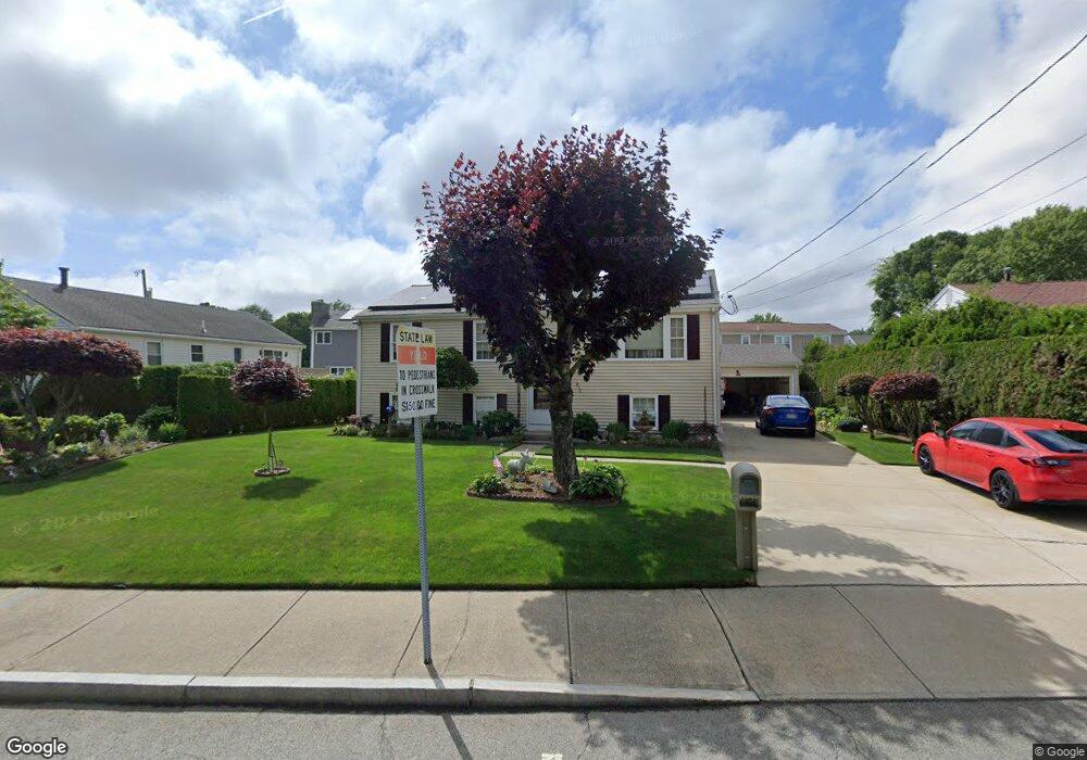 912 Elsbree St, Fall River, MA 02720 - photo 1