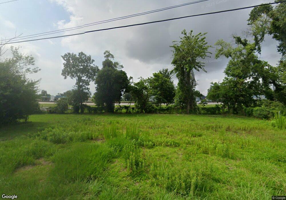 202 Bank St, Lake Charles, LA 70601 - photo 1