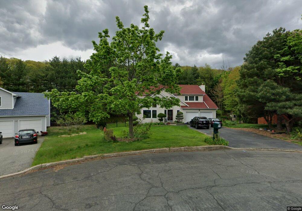 20 Lea Ct, Garnerville, NY 10923 - photo 1