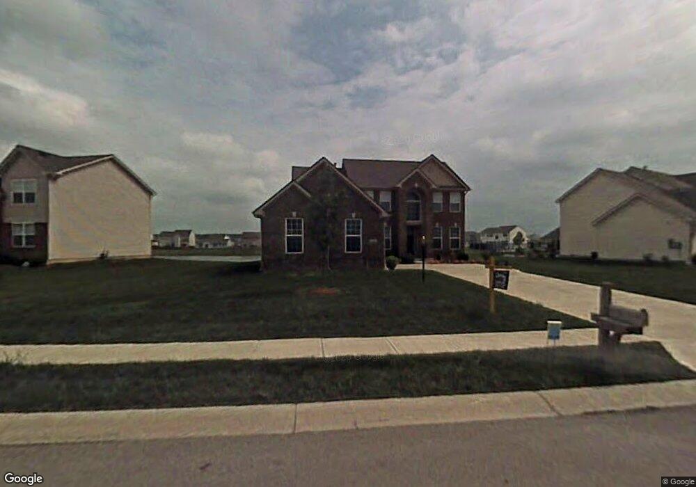 12713 Broncos Dr, Fishers, IN 46037 - photo 1