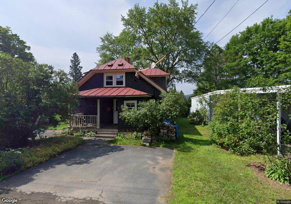 27 Randall St, Saint Johnsbury, VT 05819 - photo 1