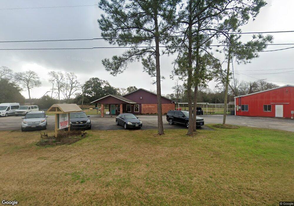 535 Davis Bend Rd, Alvin, TX 77511 - photo 1