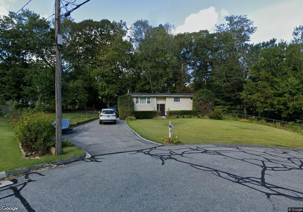 4 Aspen Ln, Ledyard, CT 06339 - photo 1