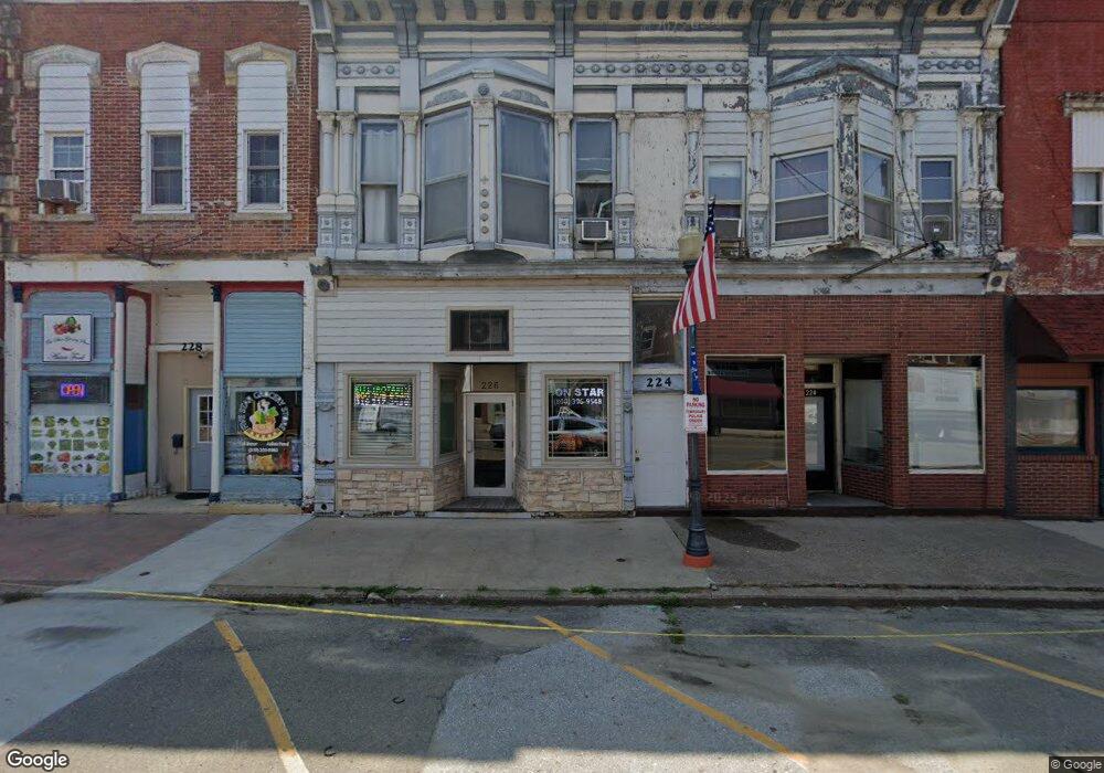 226 Main St, Columbus Junction, IA 52738 - photo 1