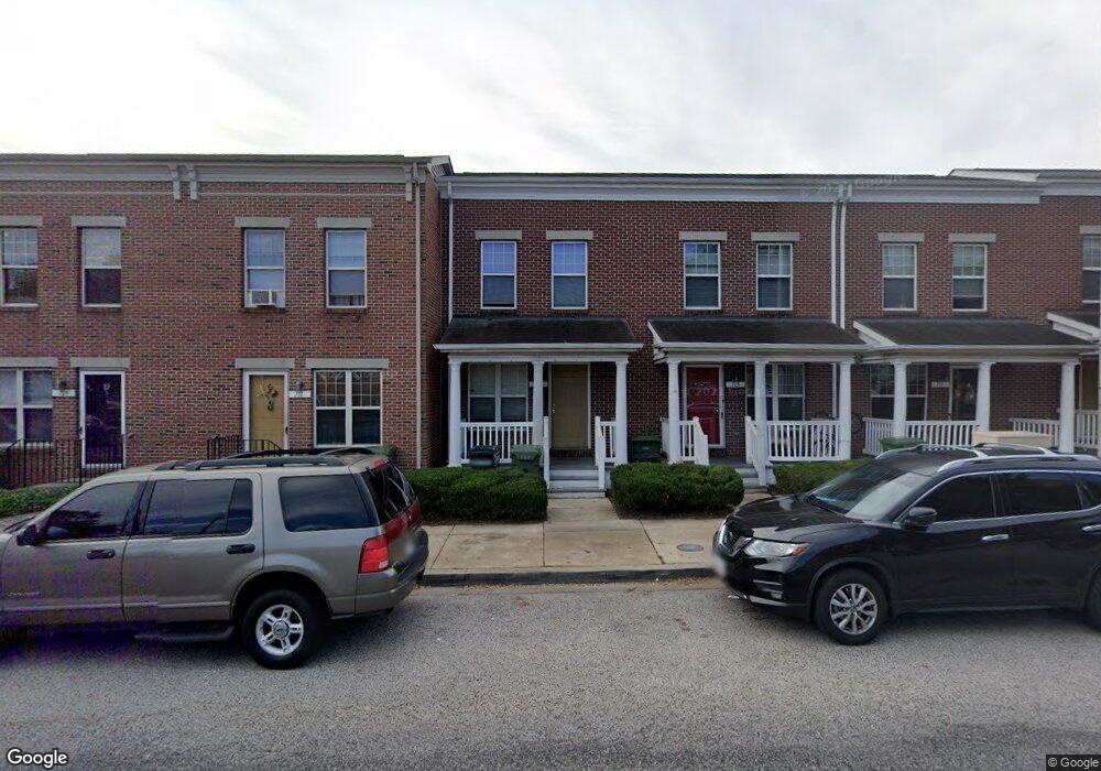 713 W Saratoga St, Baltimore, MD 21201 - photo 1