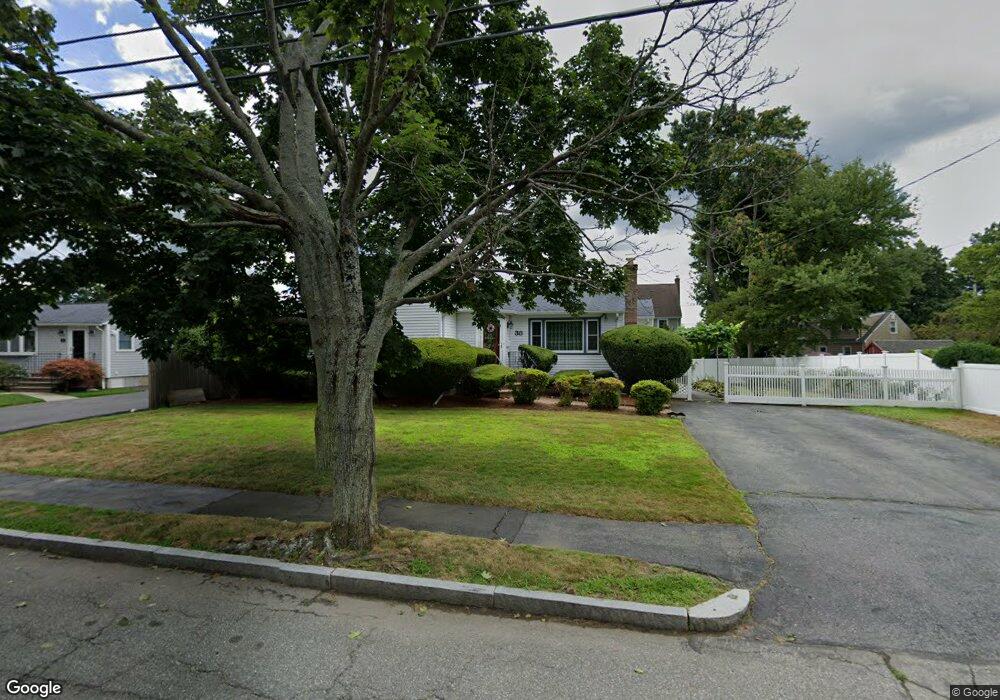 38 Brewster Rd, Waltham, MA 02451 - photo 1