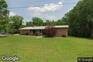 704 Oregon Dr, Oswego, KS 67356