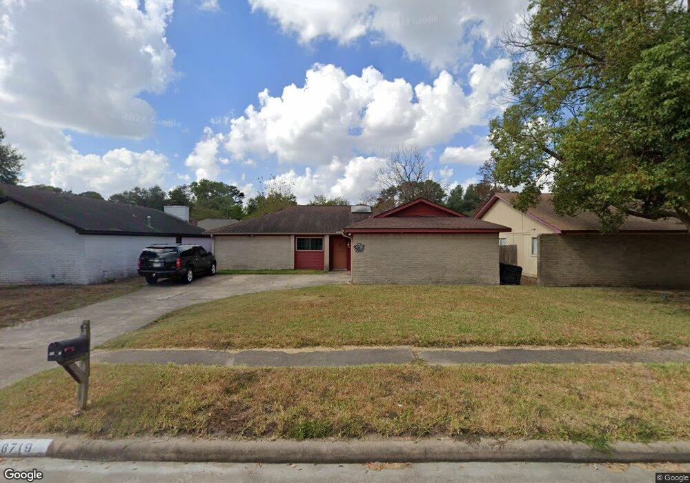 8719 Wildforest Dr, Houston, TX 77088 - photo 1