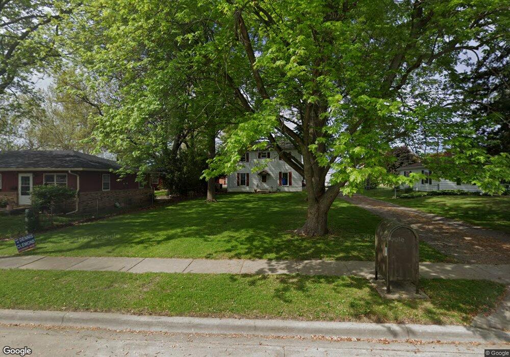 1901 Pulaski St, Lincoln, IL 62656 - photo 1