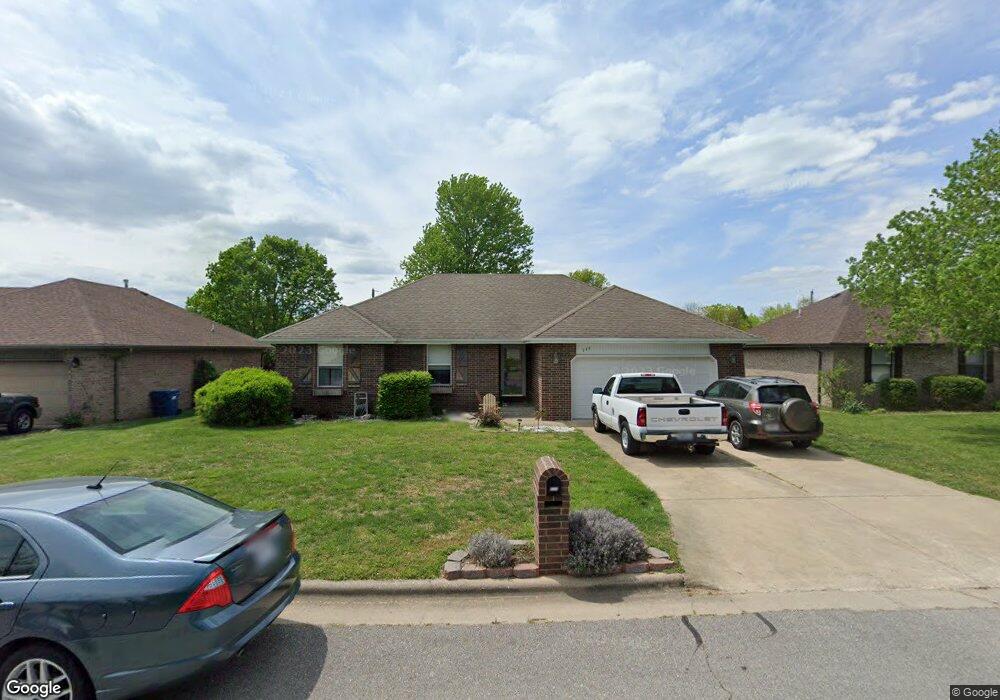 711 S Redwood Ct, Nixa, MO 65714 - photo 1