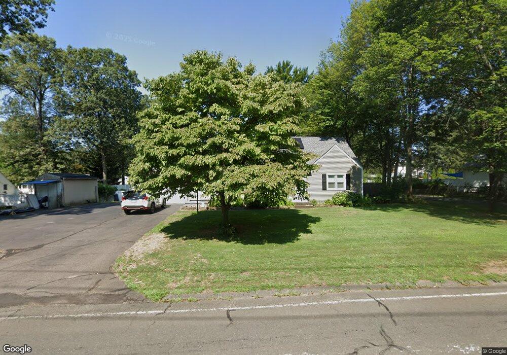 111 S Elm St, Windsor Locks, CT 06096 - photo 1