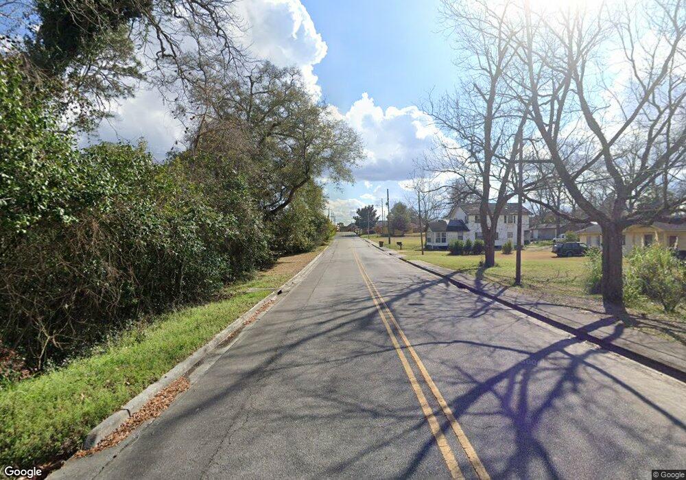 506 N Broad St, Claxton, GA 30417 - photo 1