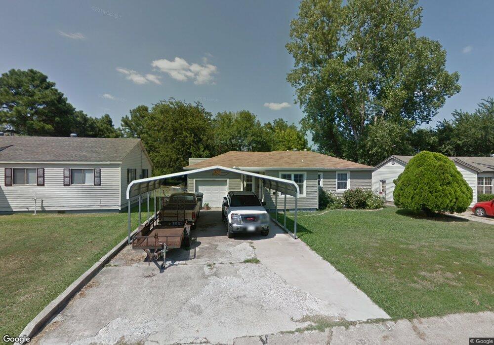 409 Oak St, Ardmore, OK 73401 - photo 1