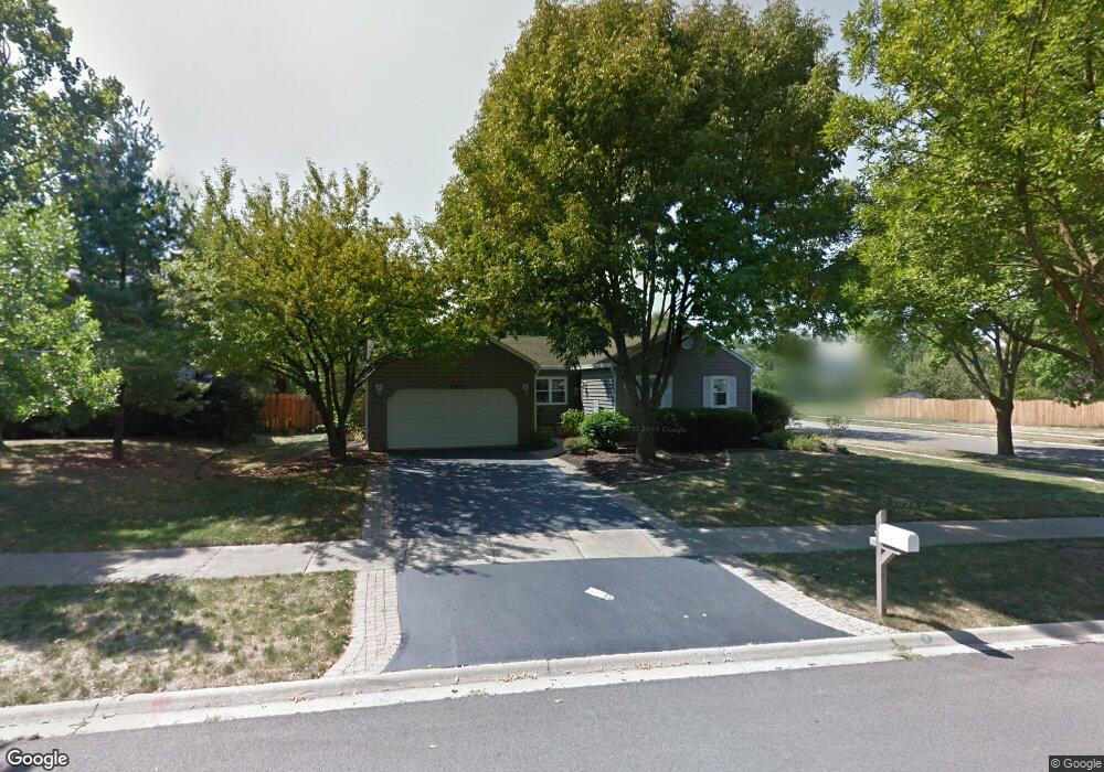 2015 University Dr, Naperville, IL 60565 - photo 1