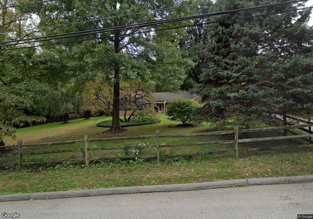 918 Merion Square Rd, Gladwyne, PA 19035 - photo 1