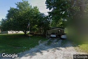 305 W Broad St, Raymond, IL 62560