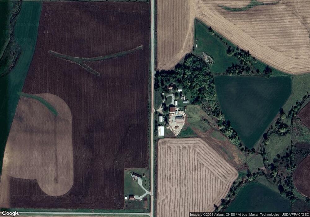 9476 E 20th St N, Newton, IA 50208 - photo 1