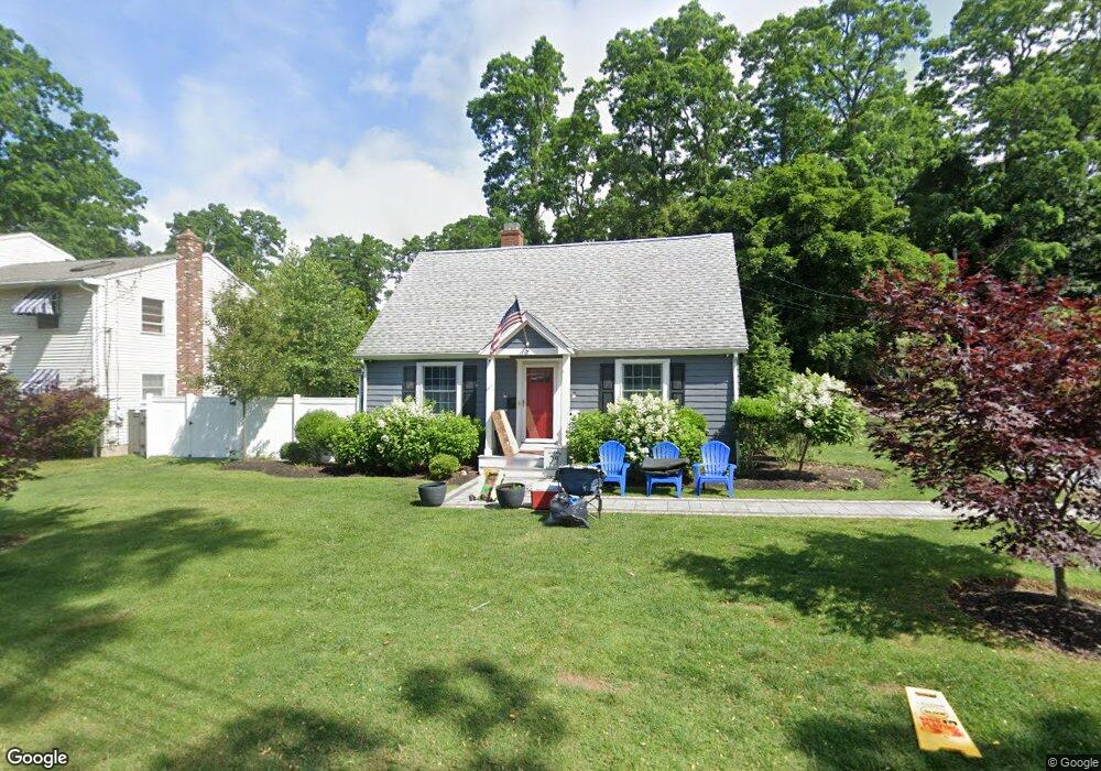 9 Curtis Rd, Bristol, RI 02809 - photo 1