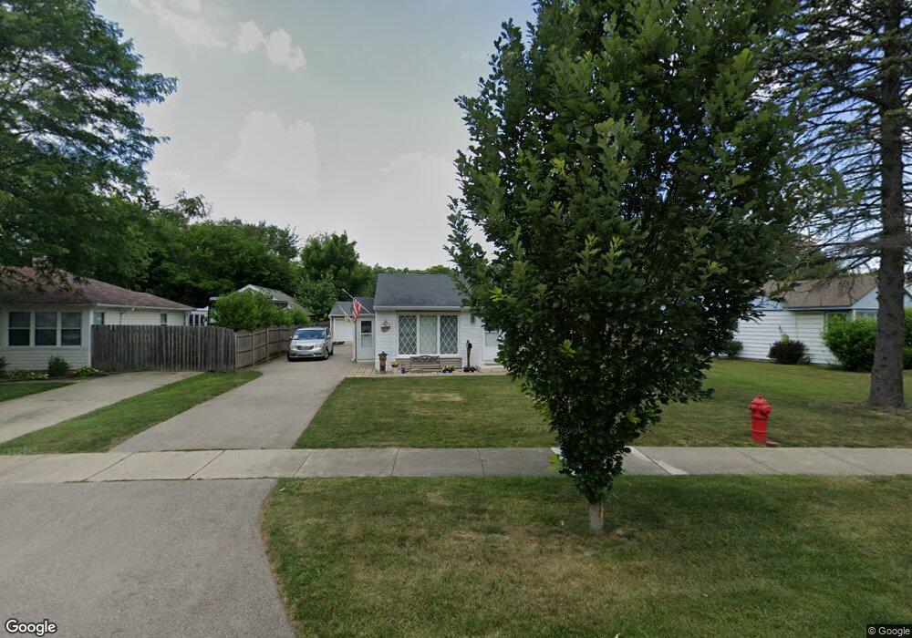 2303 Meadow Dr, Rolling Meadows, IL 60008 - photo 1