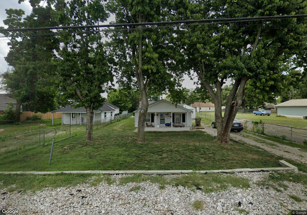102 S Cherry St, Columbus, IN 47201 - photo 1