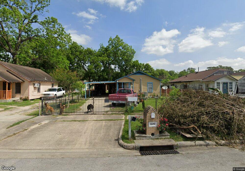 3209 Doyle St, Houston, TX 77093 - photo 1