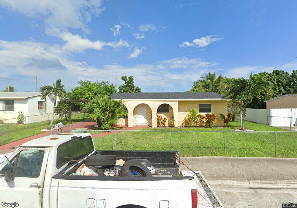 22215 SW 115th Ave, Miami, FL 33170 - photo 1