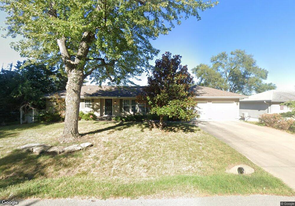 307 NW 17th St, Blue Springs, MO 64015 - photo 1