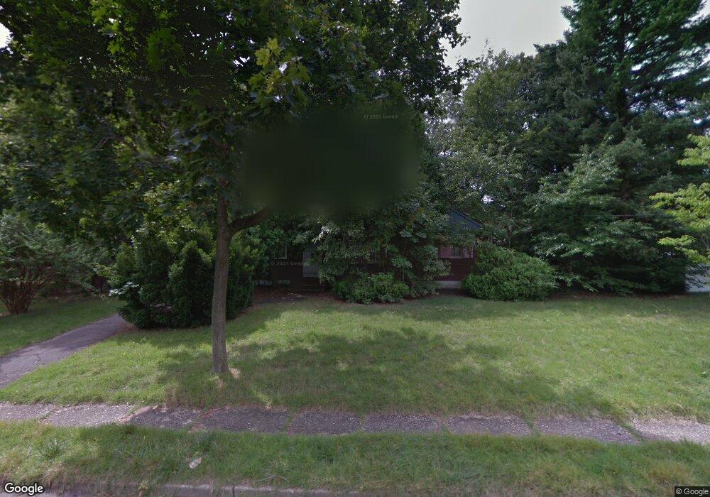 676 Victoria Ave, Paramus, NJ 07652 - photo 1