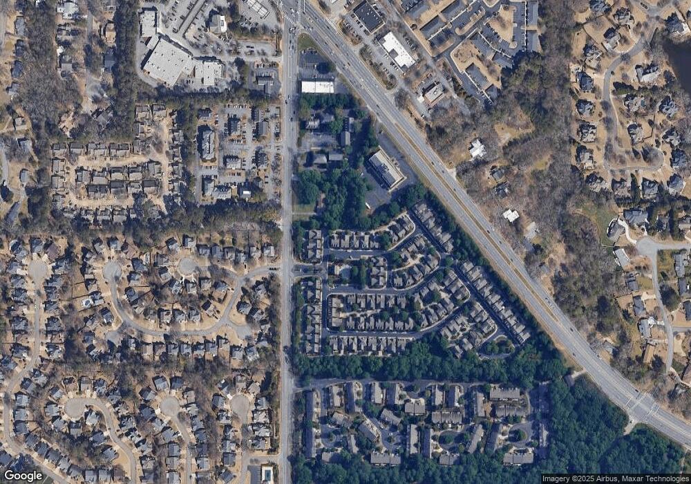 560 Kendemere Pointe, Roswell, GA 30075 - photo 1