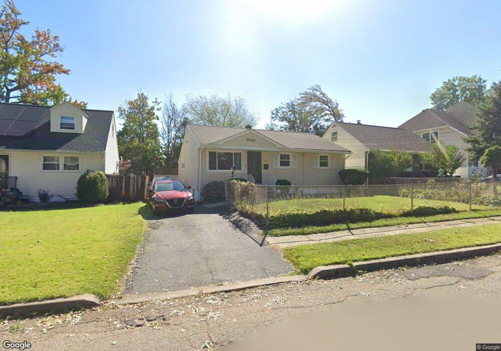 286 Dow Ave, Iselin, NJ 08830 - photo 1