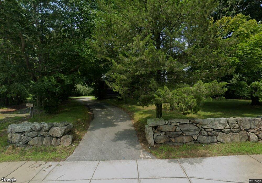 237 Russells Mills Rd, South Dartmouth, MA 02748 - photo 1