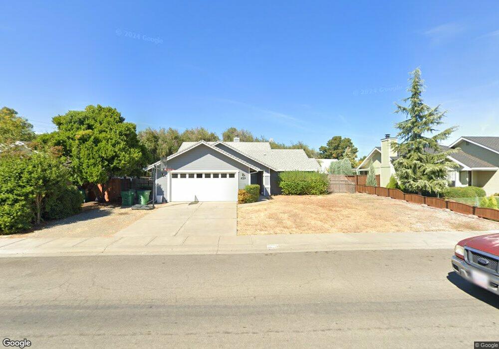 1075 Green St, Willows, CA 95988 - photo 1