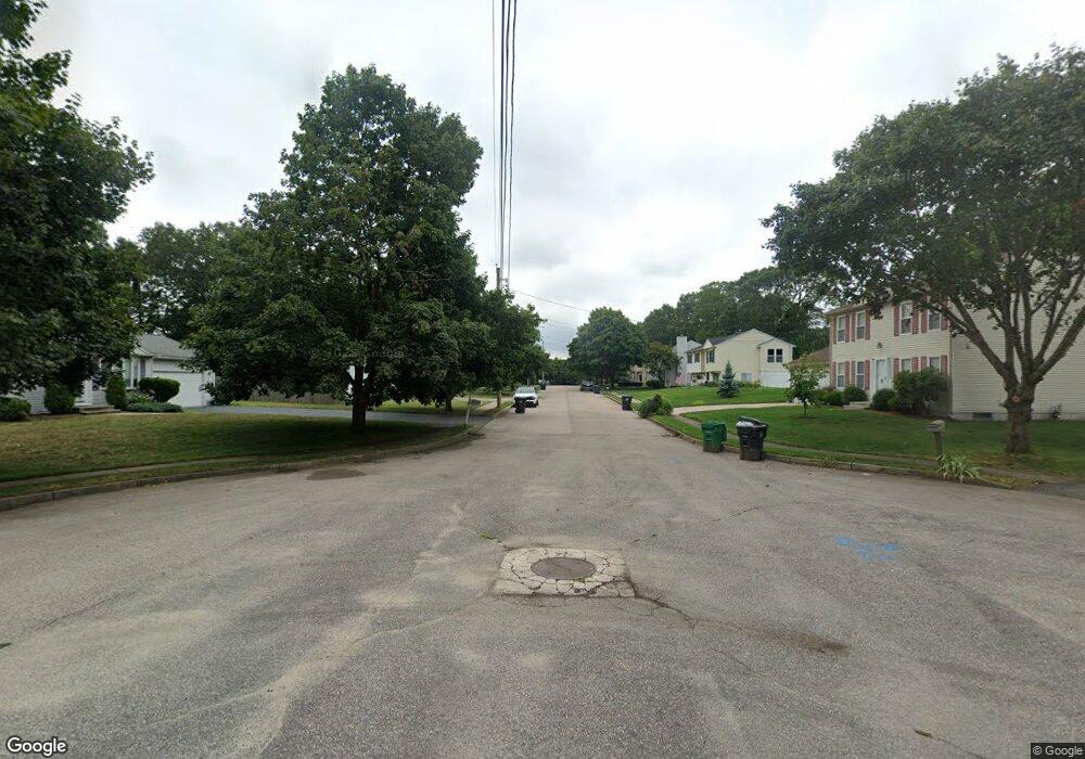 2 Lillian Ct, Warwick, RI 02886 - photo 1