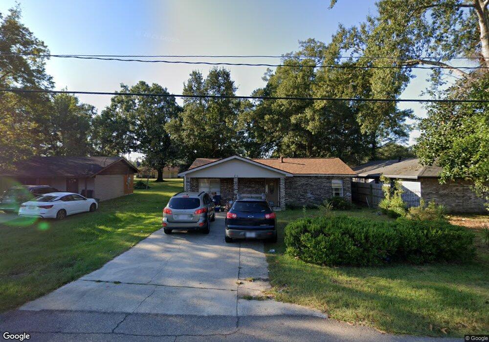 213 Jarrell St, Picayune, MS 39466 - photo 1