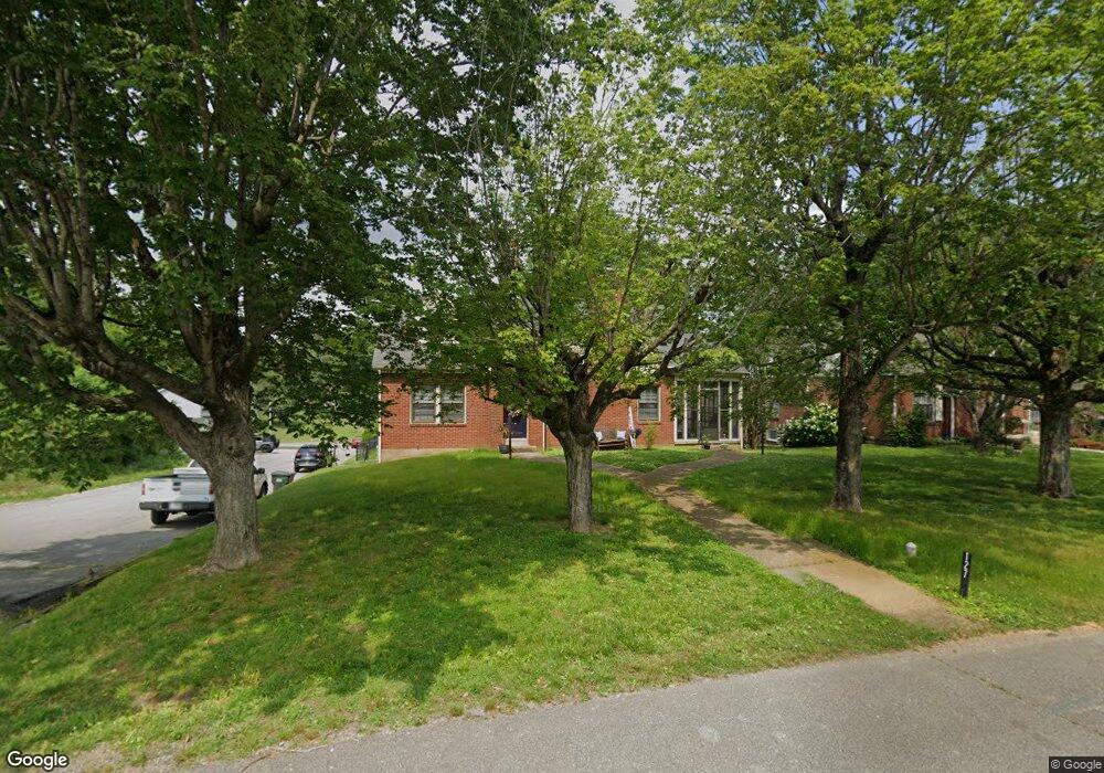 127 W End Ave, Dickson, TN 37055 - photo 1