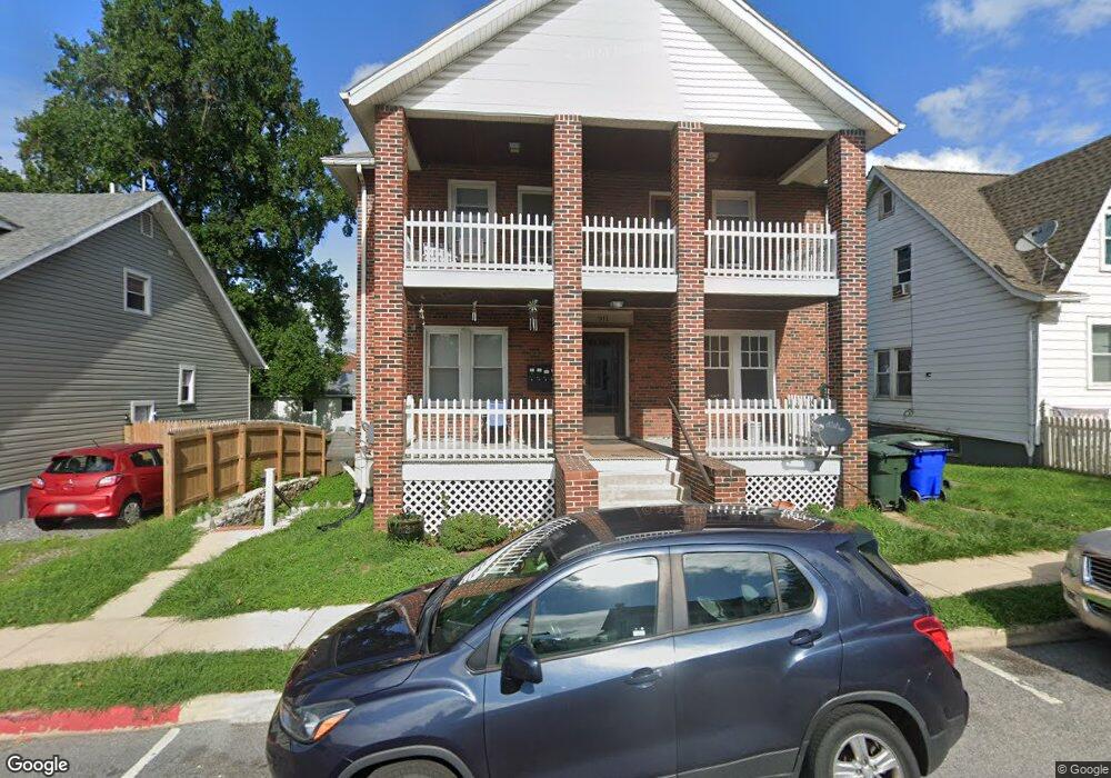 911 Guilford Ave, Hagerstown, MD 21740 - photo 1