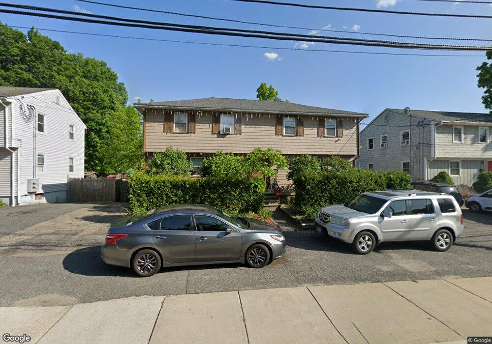 934 Waverly St, Framingham, MA 01702 - photo 1