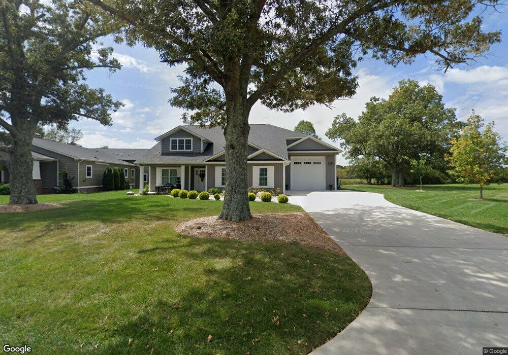 215 Red Oak Dr, Crossville, TN 38555 - photo 1