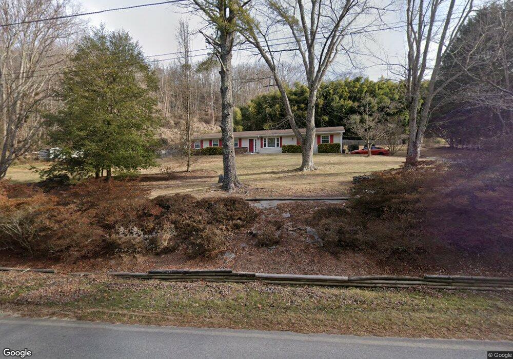 656 Salisbury Rd, Hendersonville, NC 28792 - photo 1